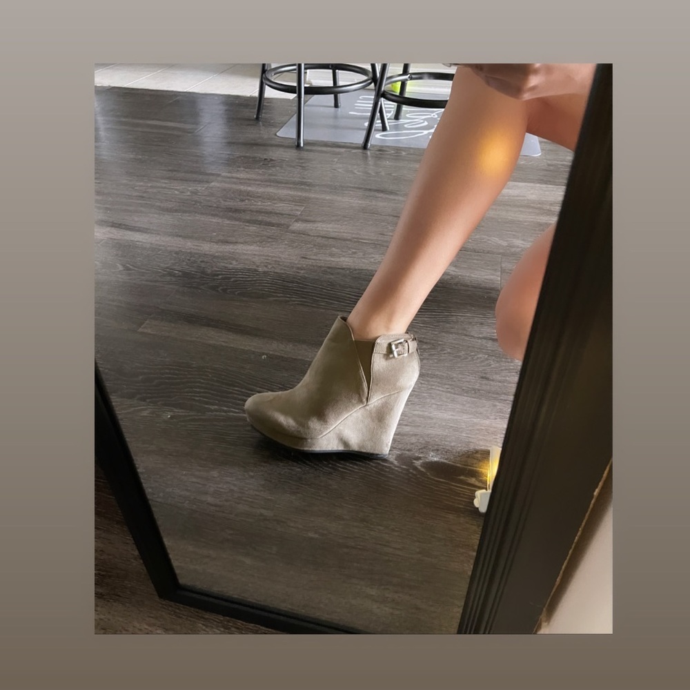 Bootie Wedge